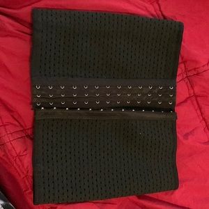 Black postpartum faja, good condition